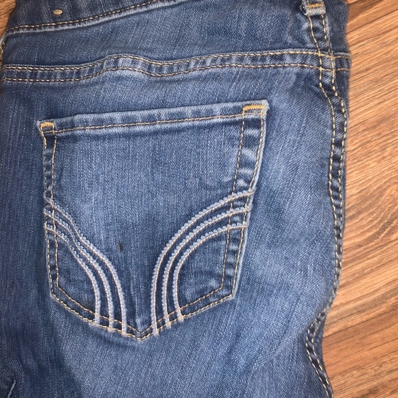 3R Hollister jeans - Picture 3 of 4